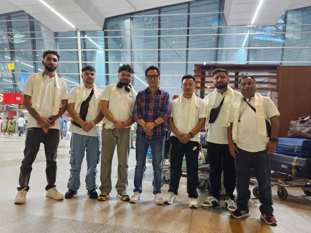 Airport Departure Moment 13