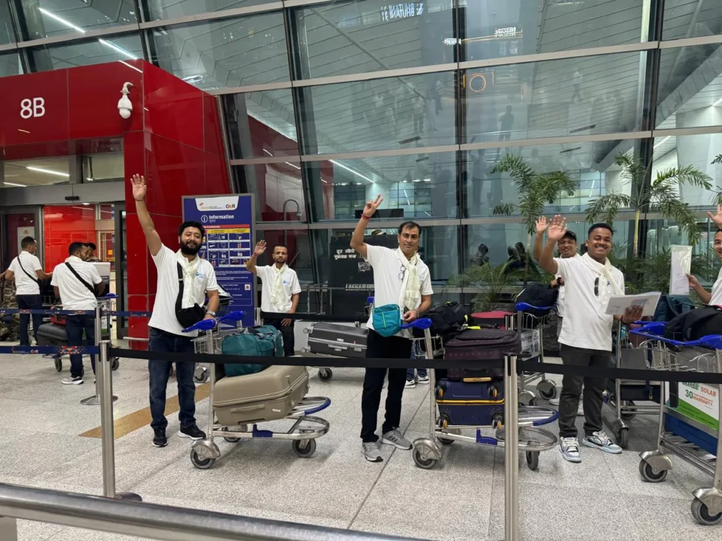 Airport Departure Moment 19